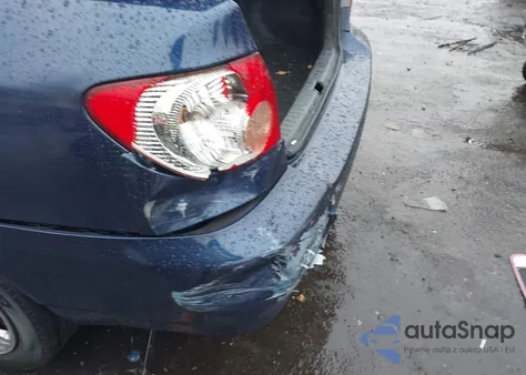 2005 Toyota Corolla Le z USA, uszkodzony, nr VIN 2T1BR32E35C330236